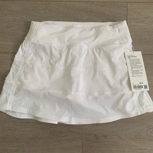 Lululemon NWT White Pace Rival Skirt Tall/Long, Size 2